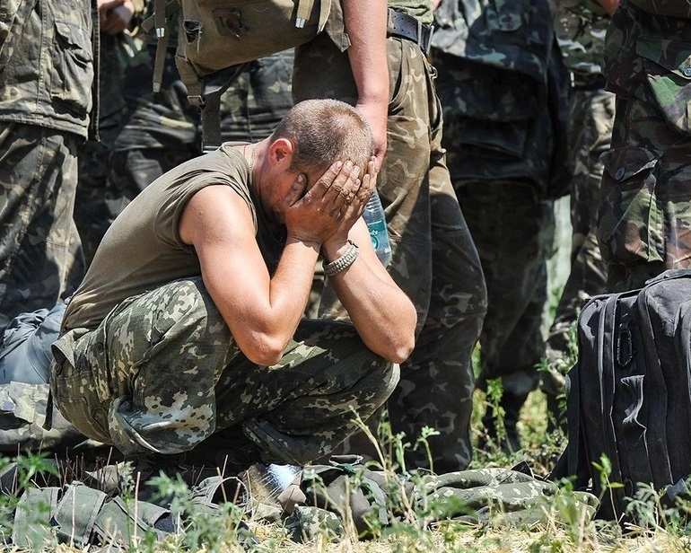Ուկրաինական զինվորների խուճապահար փախուստը ռուսական հրետանու գրոհ հետո (ՏԵՍԱՆՅՈՒԹ)