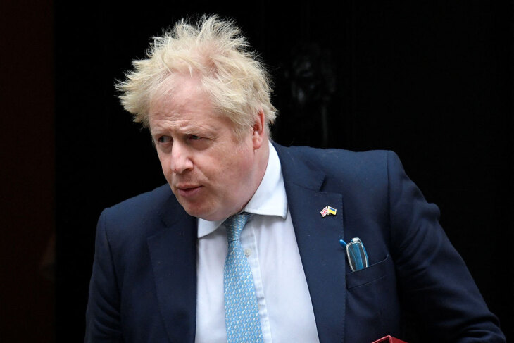 Բրիտանացիները պահանջում են վարչապետ Բորիս Ջոնսոնի հրաժարականը (Լուսանկարներ)