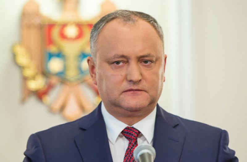 Додон заявил о подготовке военного присоединения Молдавии к Румынии