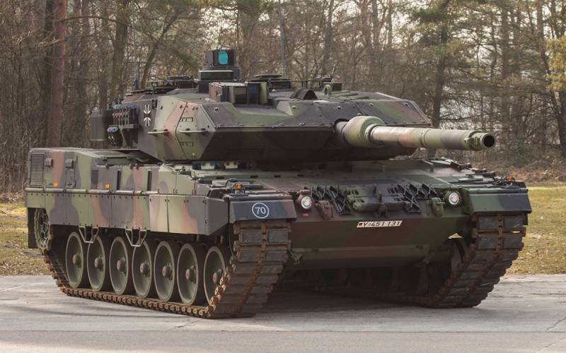 Шольц назвал три причины не поставлять немецкие танки Украине