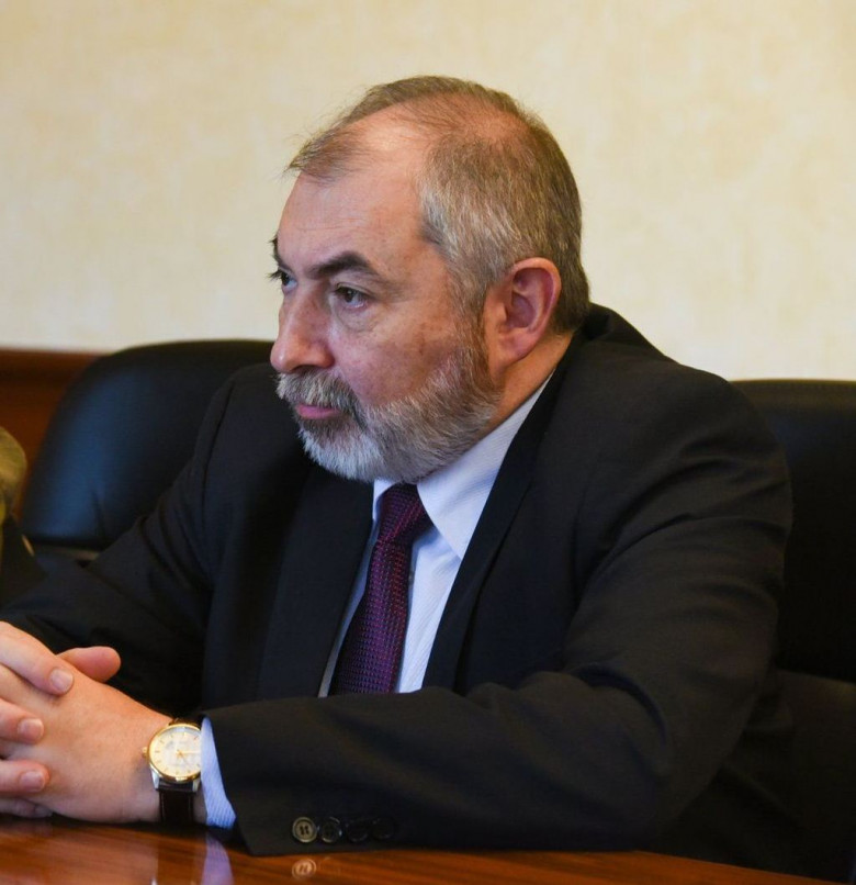 Мирный договор Армении с Азербайджаном – это отвлекающий маневр. Айк Бабуханян