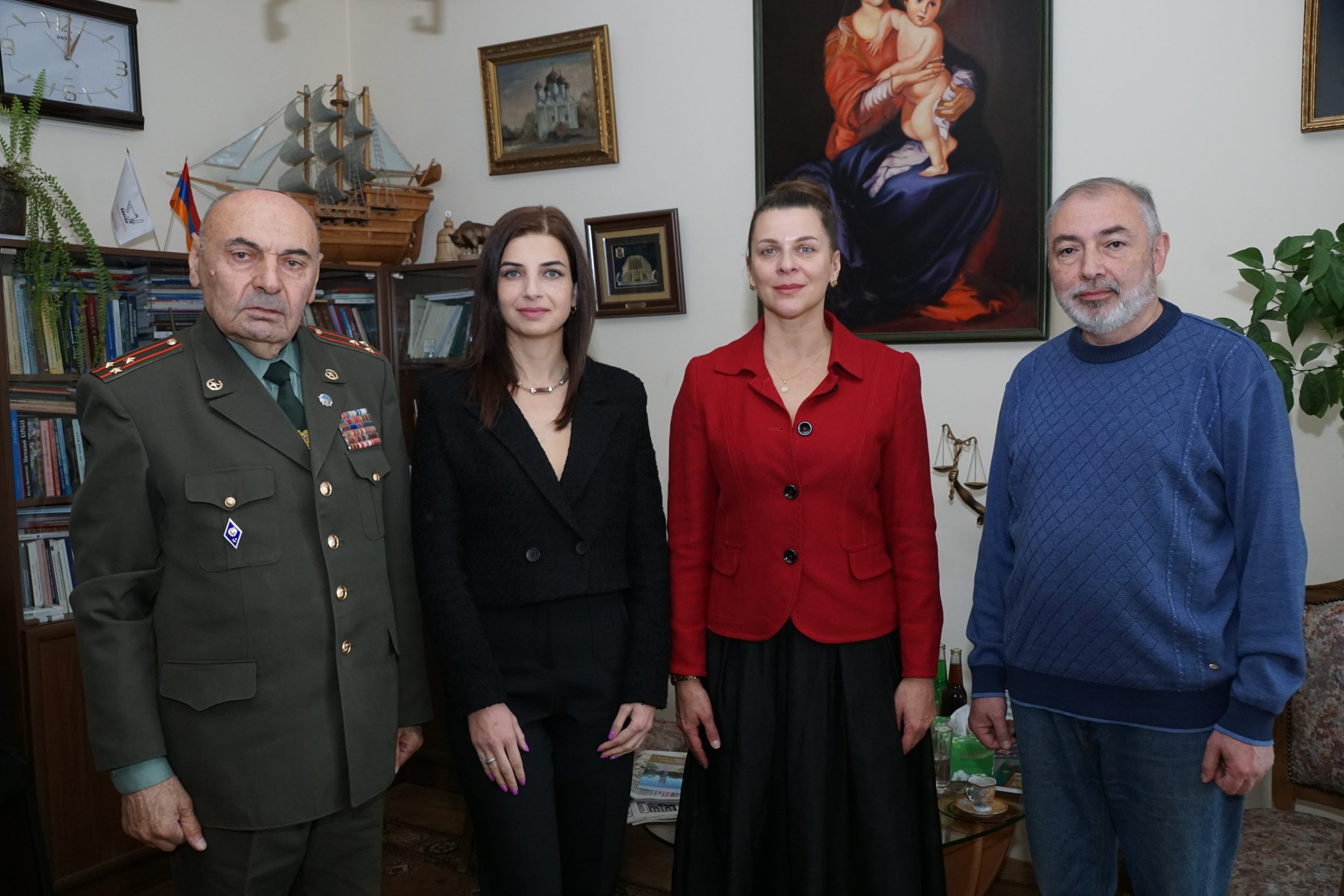 Председатель СКП встретился с руководителями Объединения ветеранов Армении